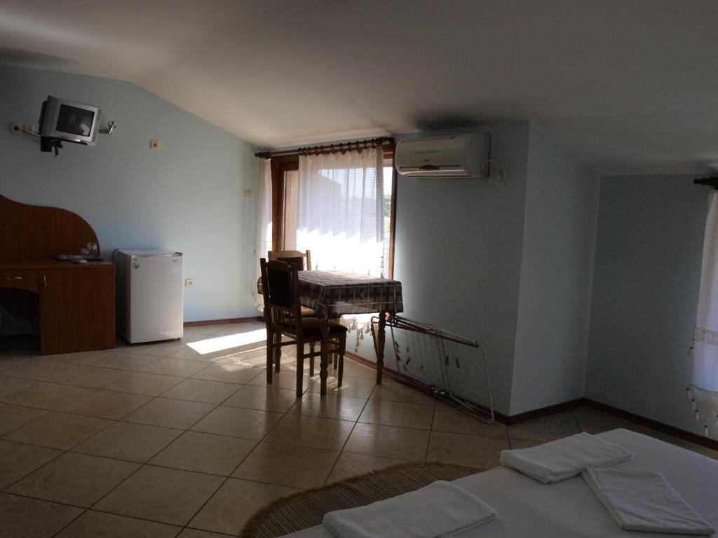 Guestrooms Hema Sozopol Værelse billede